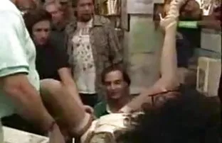 შენ ძალიან უცნაური თაფლი ხარ?