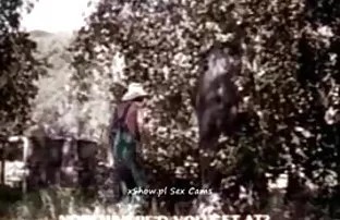 პედაგოგი გამოვიდა ბასტირება ამ სკოლის მოსწავლე სახლში