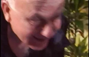 დამირეკეთ მე! მე გაძლევთ ნებართვას შიგნით ჩემთვის