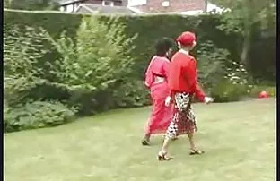 ერთი საათით ლატინას დამლაგებელთან ერთად