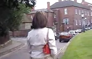 შავგვრემანი მოსწონს ითამაშოს