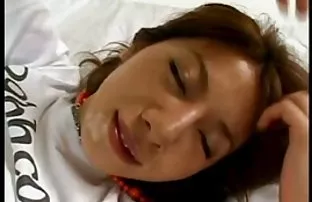 სამოყვარულო წყვილი გოგონა უყვარს ჭამა